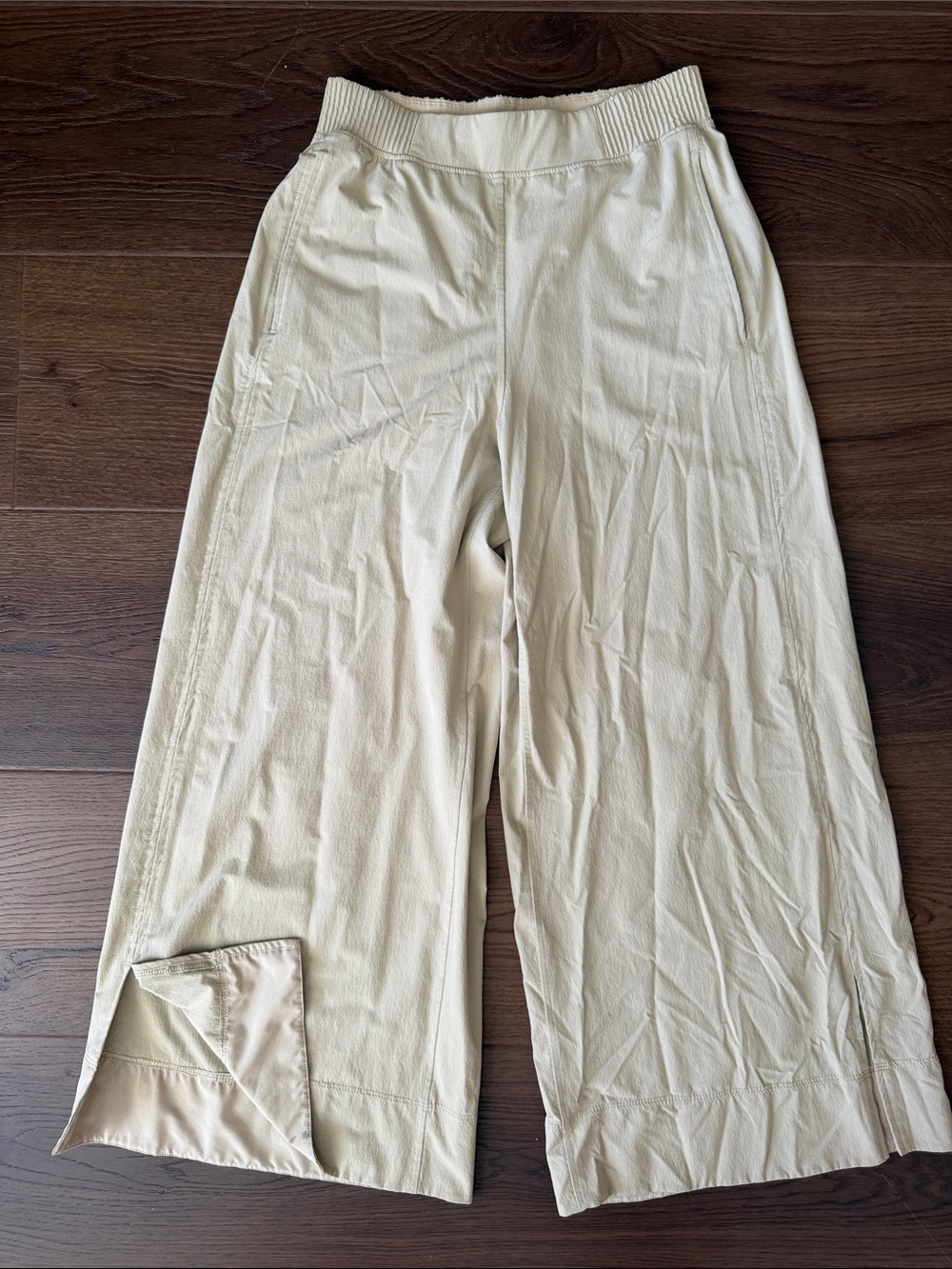Lululemon Wide Leg Cream Pull-On Pants